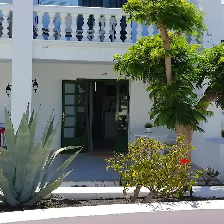 Charming In + Pool Apartment *
