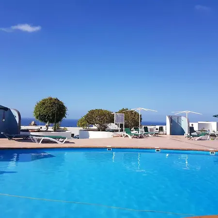 Charming In + Pool Apartment *