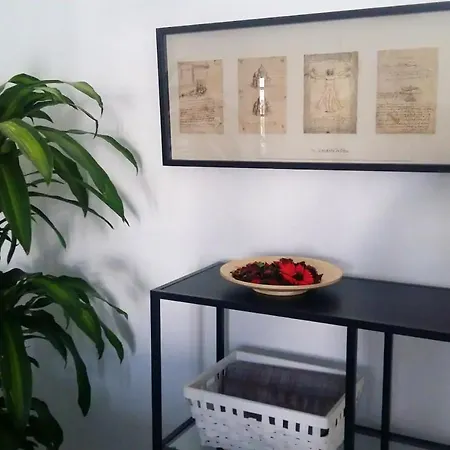 Charming In + Pool Apartment Tias