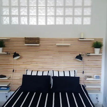 Charming In + Pool Apartment *