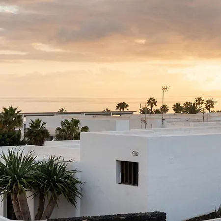 Apartment Charming In + Pool Tías
